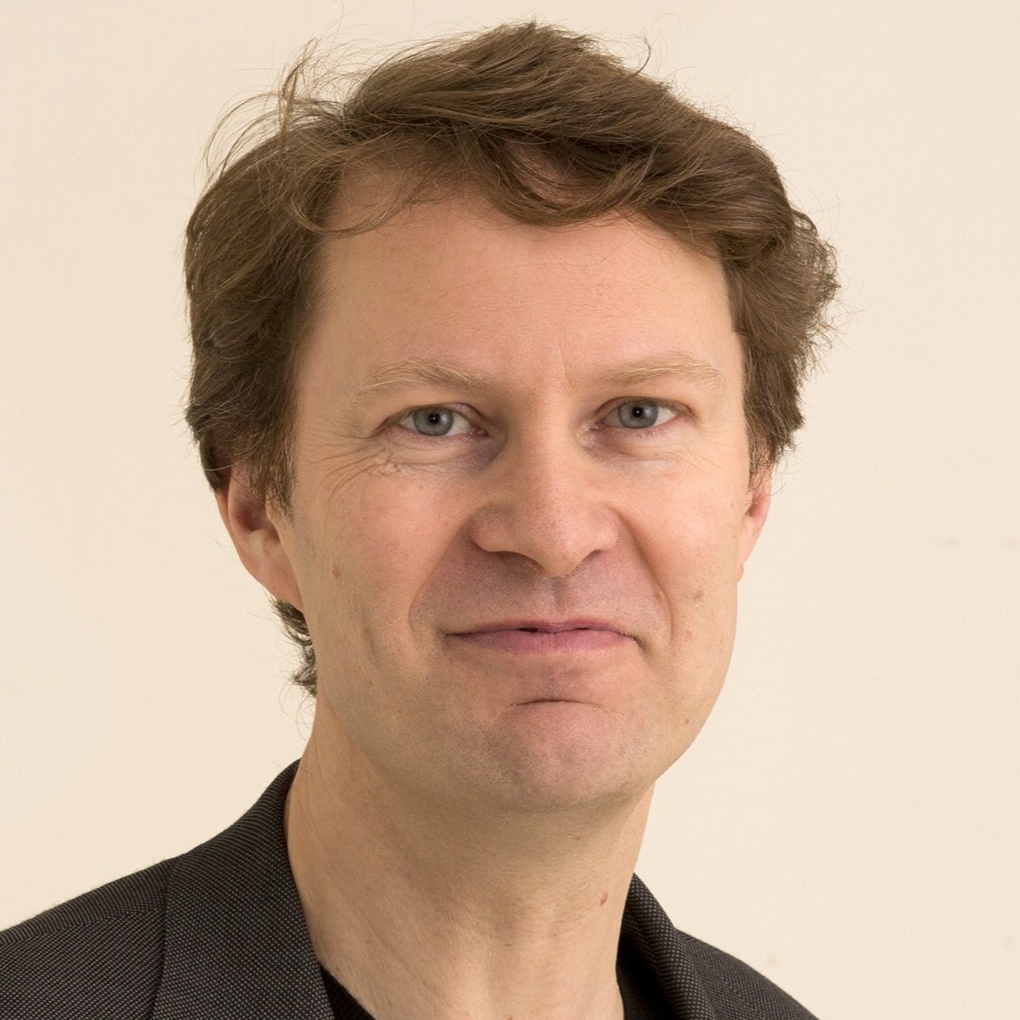 luke_harding.2_1_0.jpg